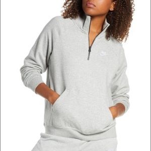 Nike Women's Essential Quarter Zip Pullover
